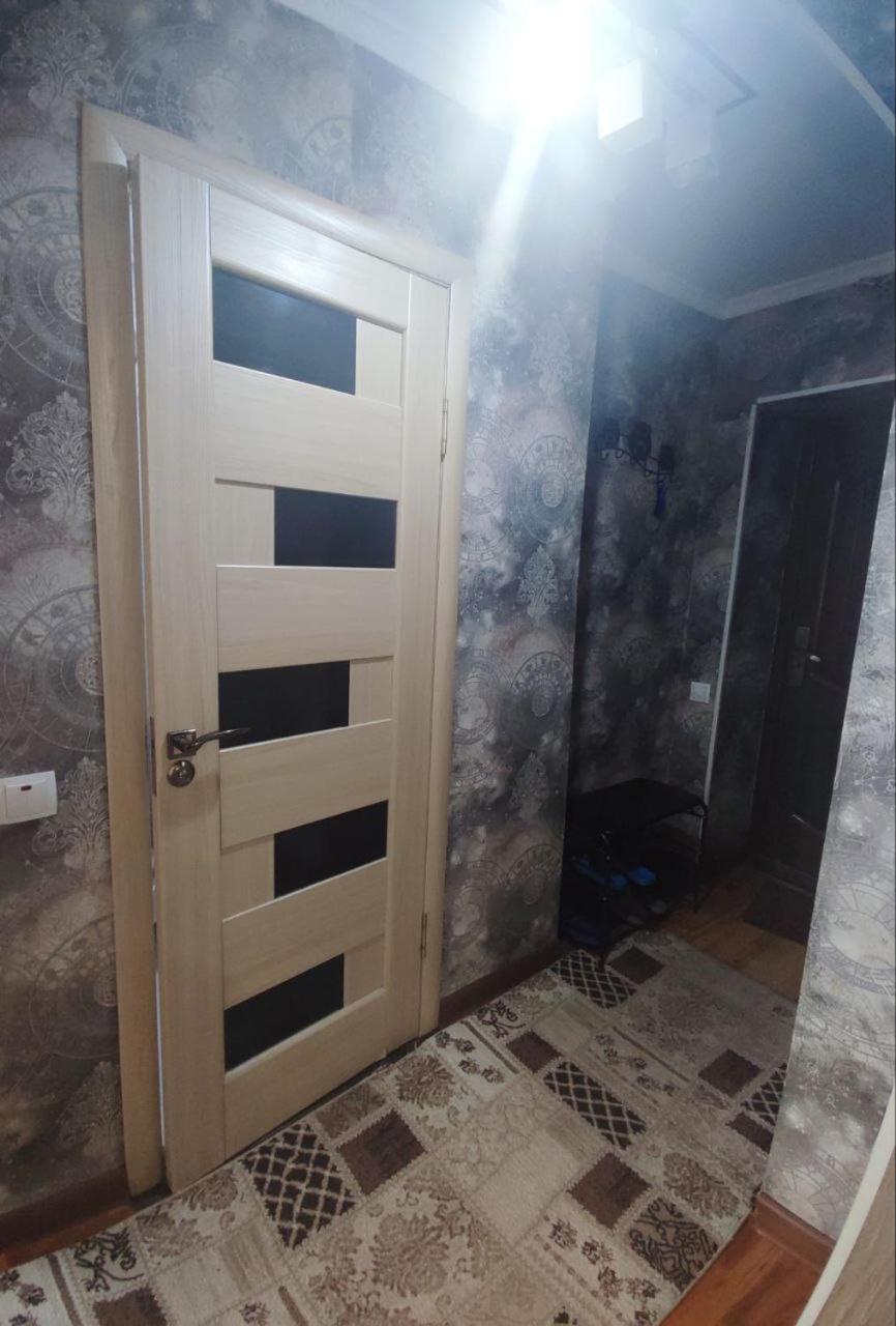 Комфортная Квартира Для 2Х Персон Apartment Bishkek Bagian luar foto